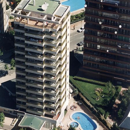 Apartamentos Maria Victoria Benidorm Luaran gambar
