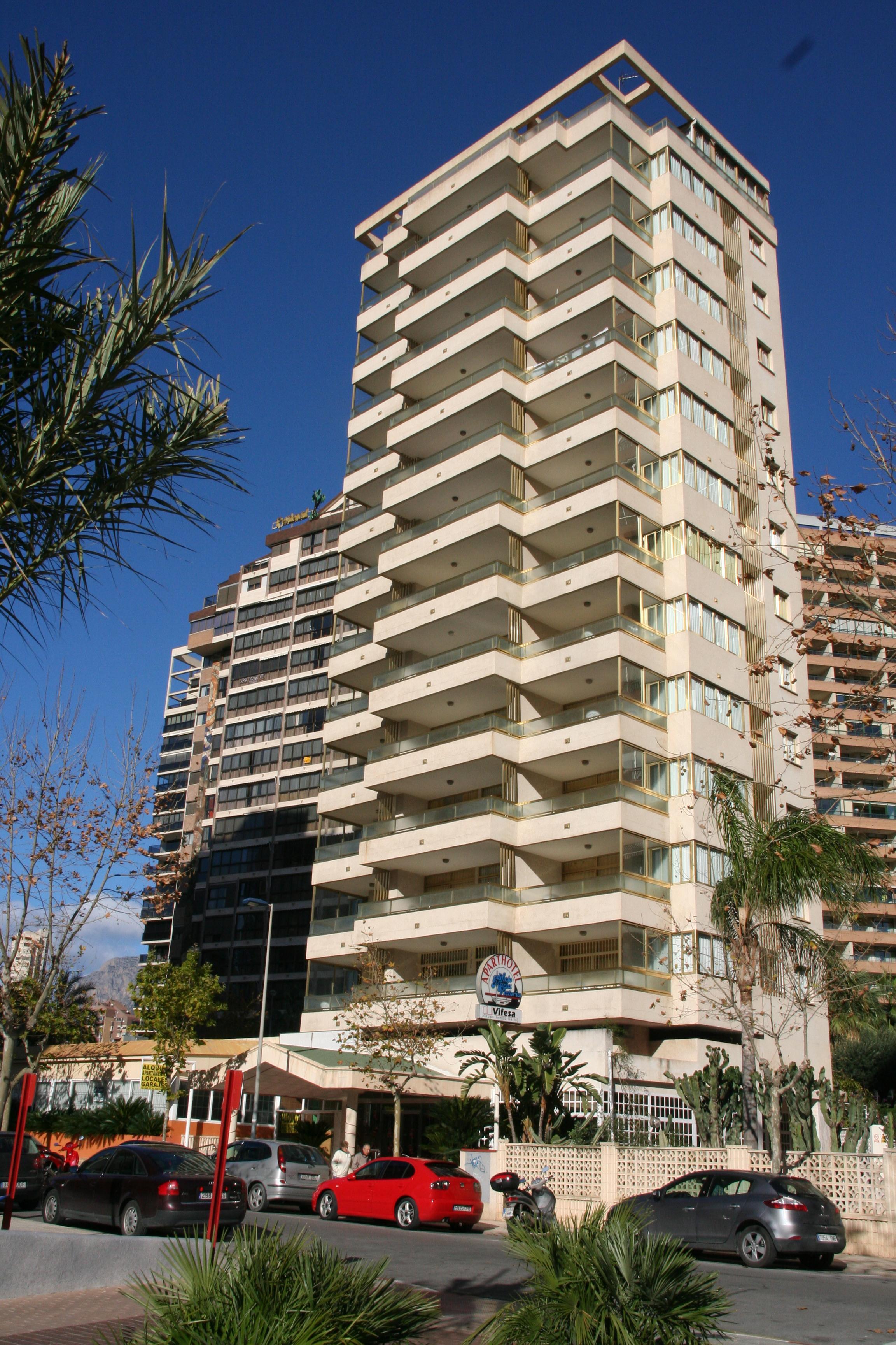 Apartamentos Maria Victoria Benidorm Luaran gambar
