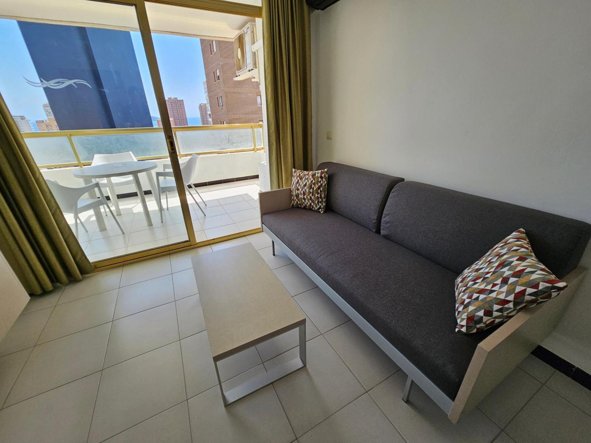 Apartamentos Maria Victoria Benidorm Luaran gambar