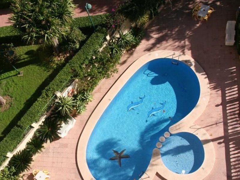 Apartamentos Maria Victoria Benidorm Luaran gambar