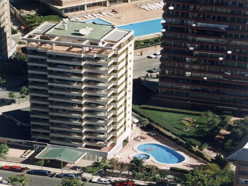 Apartamentos Maria Victoria Benidorm Luaran gambar