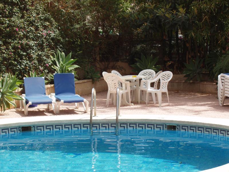 Apartamentos Maria Victoria Benidorm Luaran gambar