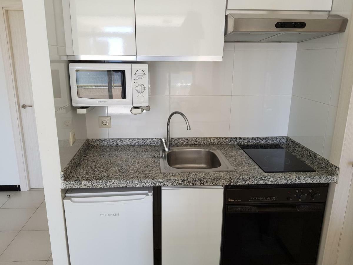 Apartamentos Maria Victoria Benidorm Luaran gambar